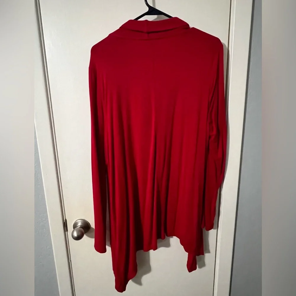 Women’s Red Cardigan
Size XL - Picture 2 of 3